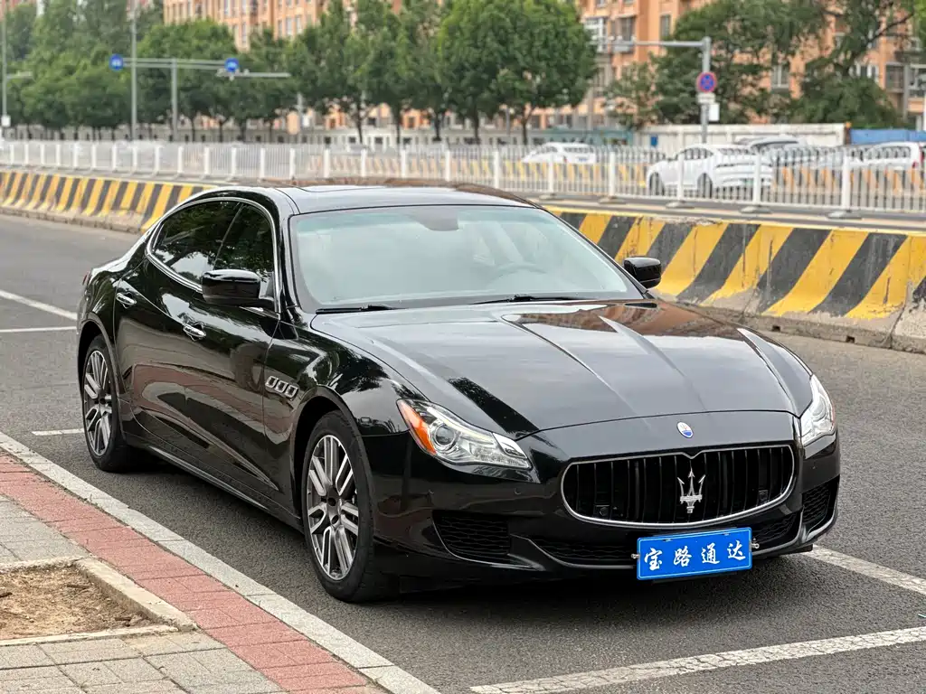 Quattroporte 3.0 T Standard
