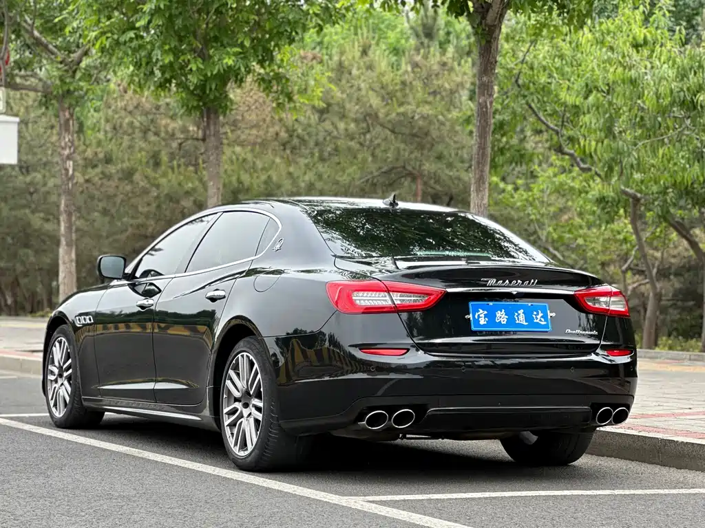 Quattroporte 3.0 T Standard