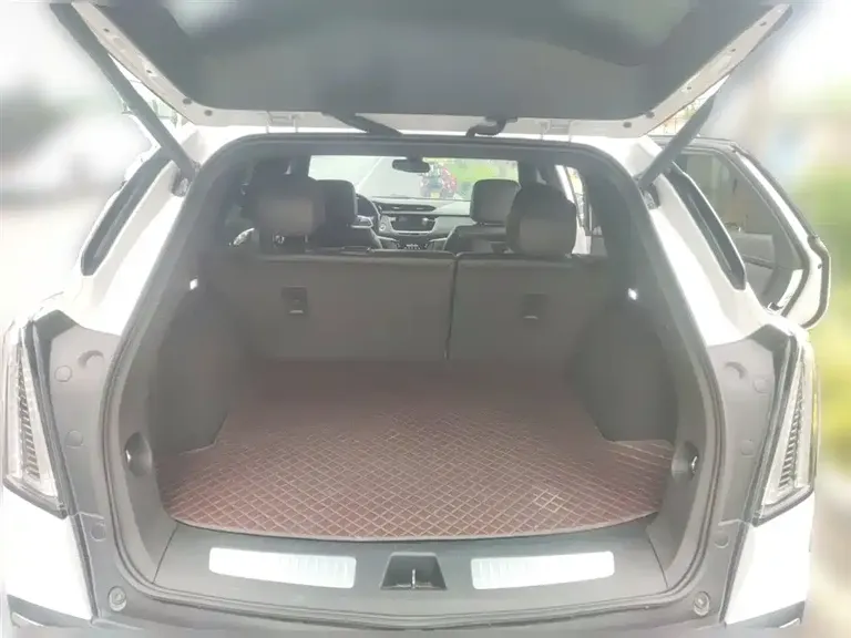 Cadillac XT5 2.0 T 4 WD Distinguished