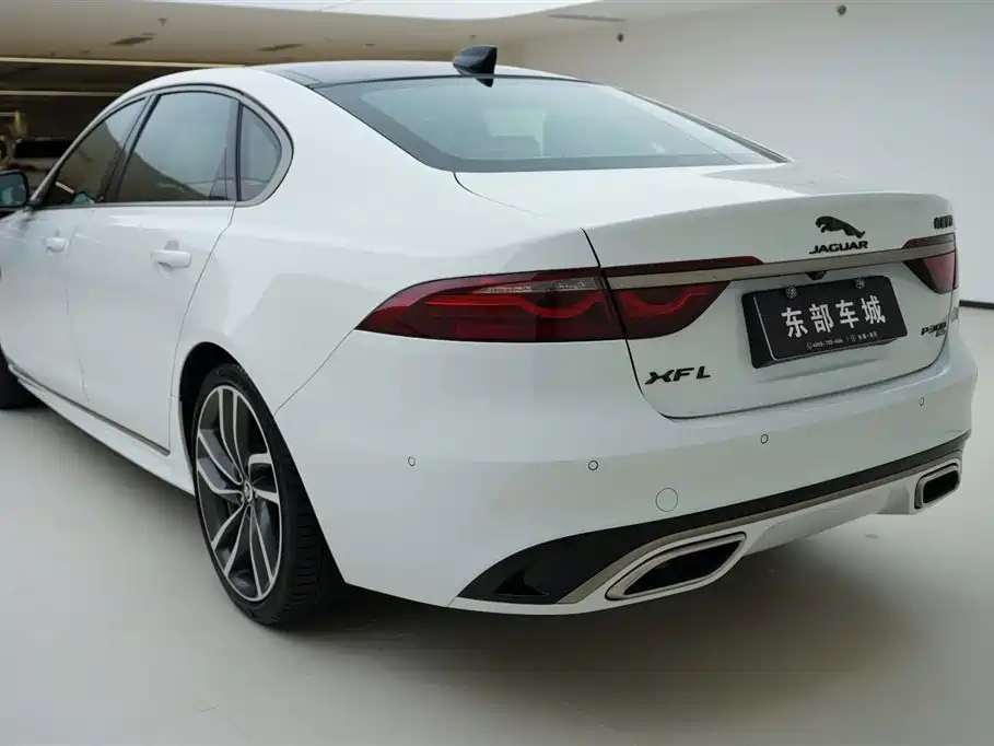 Jaguar XFL 2.0 T P300 4 WD Flagship Sport Gilt