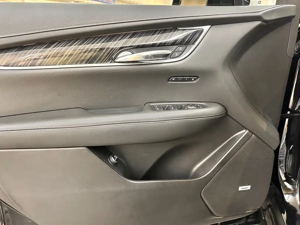 Cadillac XT6 2.0 T 7-seat 2 WD Luxury