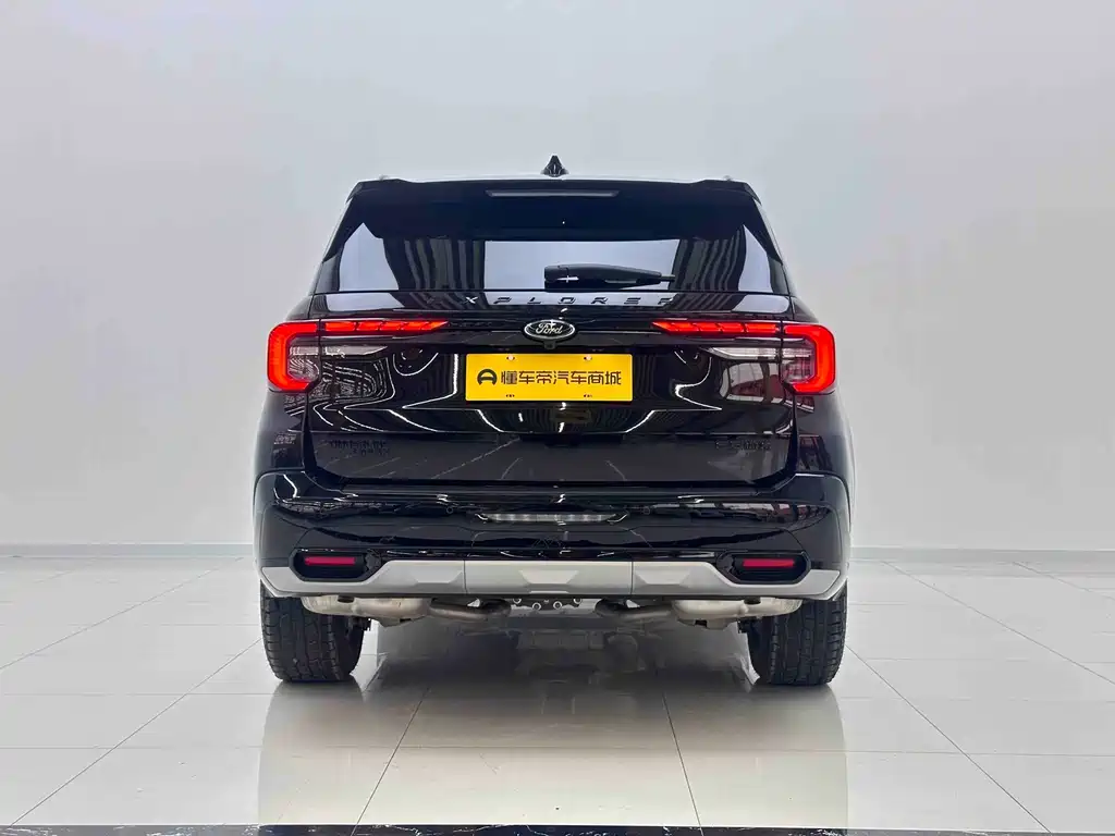Explorer 探险者 2025款 2.3 T EcoBoost 昆仑穿越版 5座
