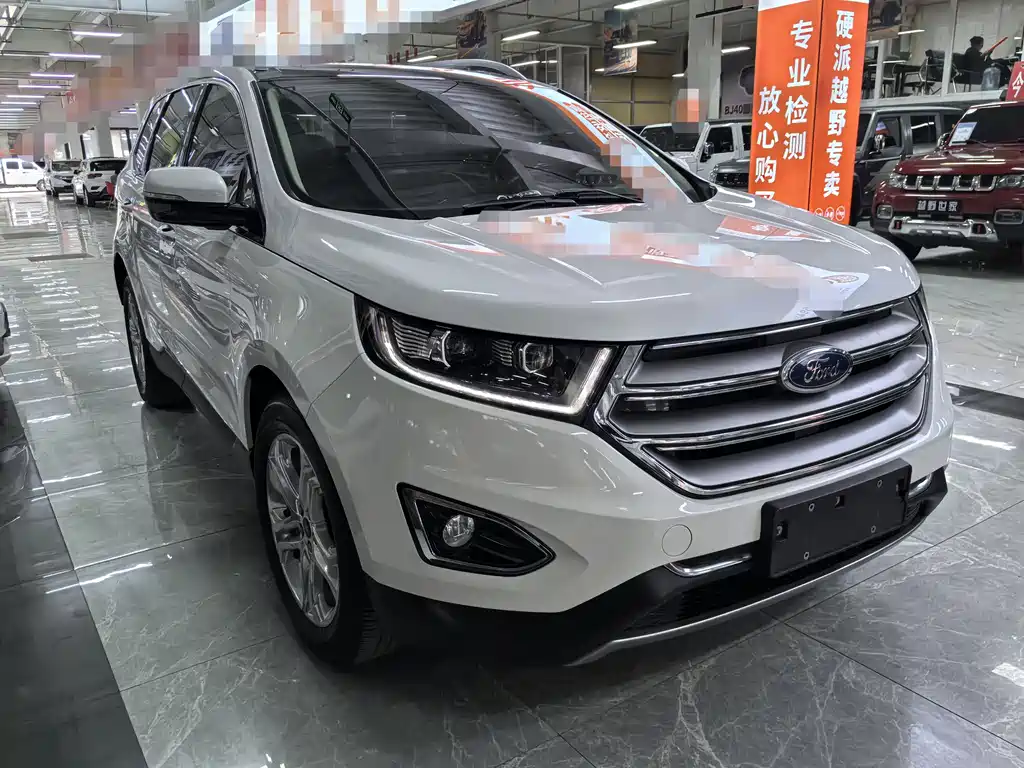 Edge EcoBoost 245 2 WD Grand Sharp 7-seat
