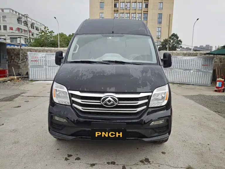 Maxus Xintu V80 新途V80 2019款 2.0 T Plus AMT傲运通长轴中顶7座