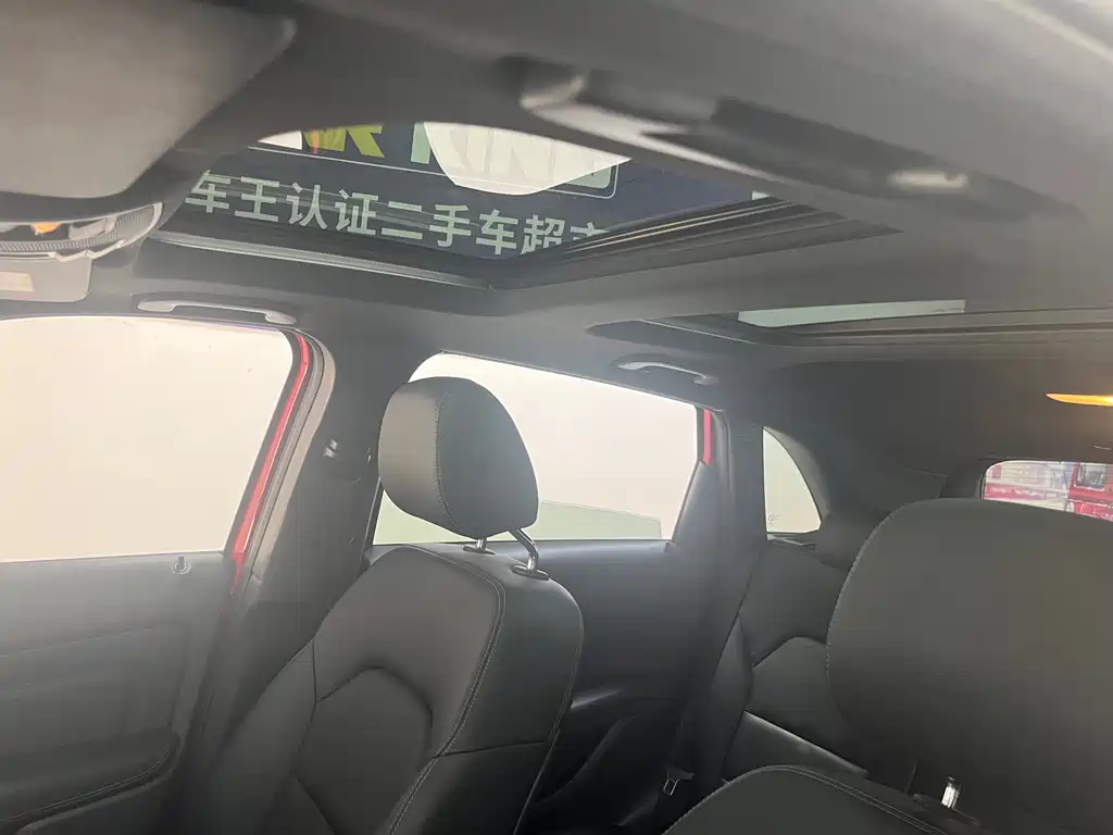 Mercedes-Benz B-Class 奔驰B级 2016款 B 200 臻藏版