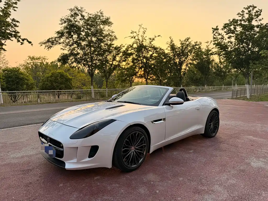 Jaguar F-TYPE 3.0 SC Convertible
