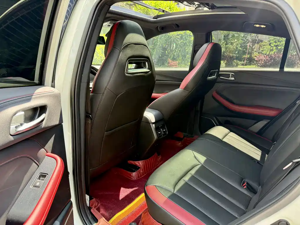 传祺GS4 COUPE 传祺GS4 COUPE 2020款 270 T 自动尊享版