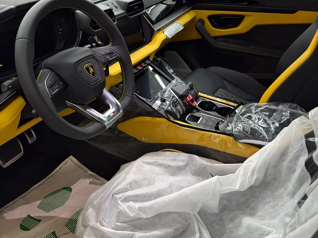 Urus SE 4.0 T Standard