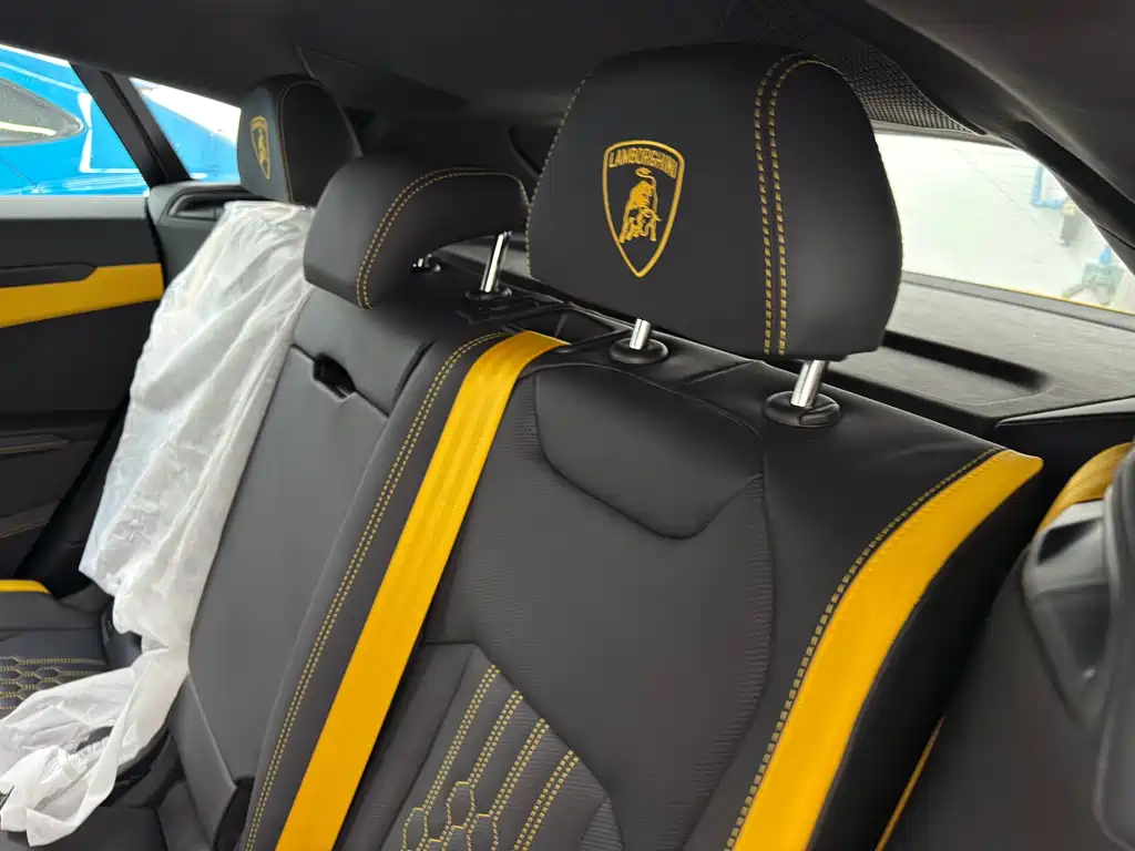 Urus SE 4.0 T Standard
