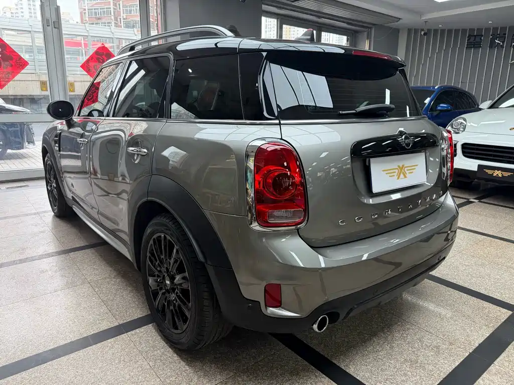 MINI COUNTRYMAN 1.5 T COOPER ALL4 Artist