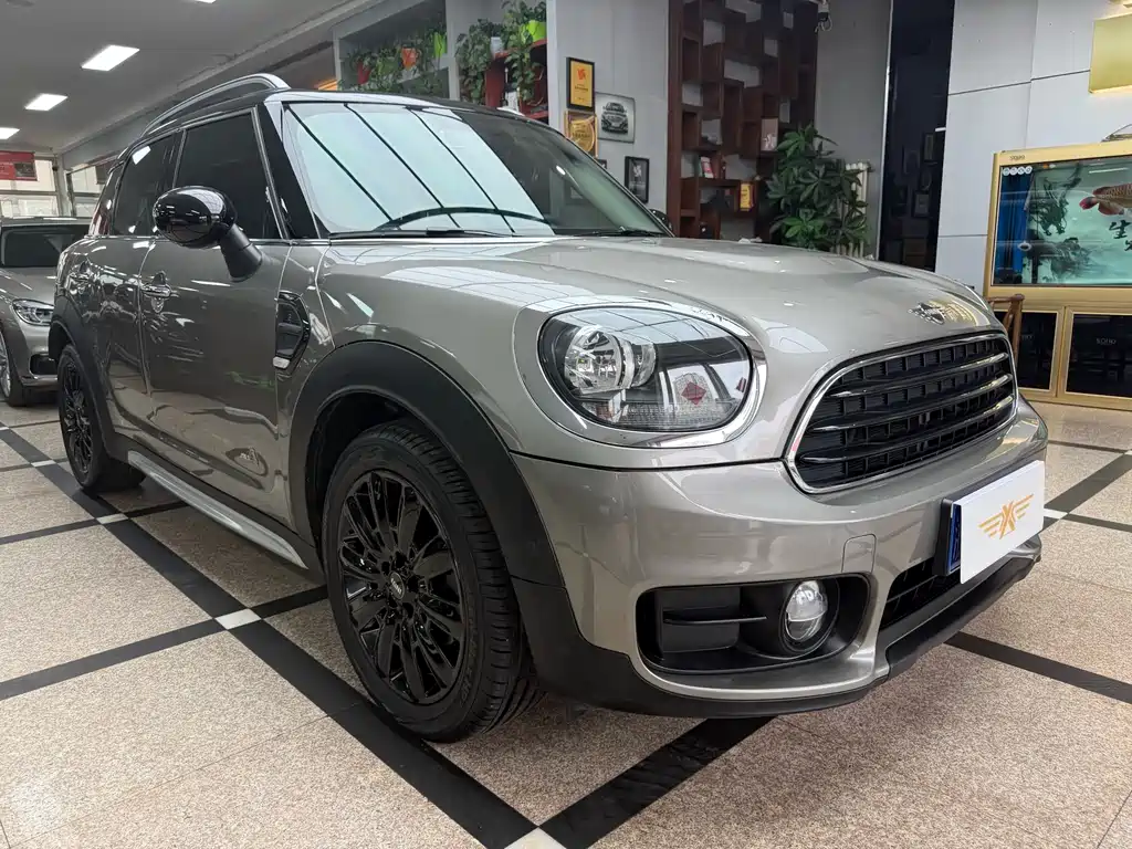 MINI COUNTRYMAN 1.5 T COOPER ALL4 Artist