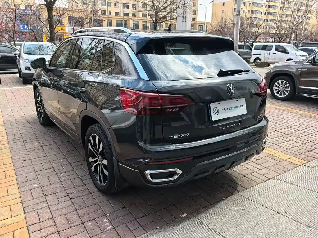 Tayron 380 TSI 4 WD R-Line Connected