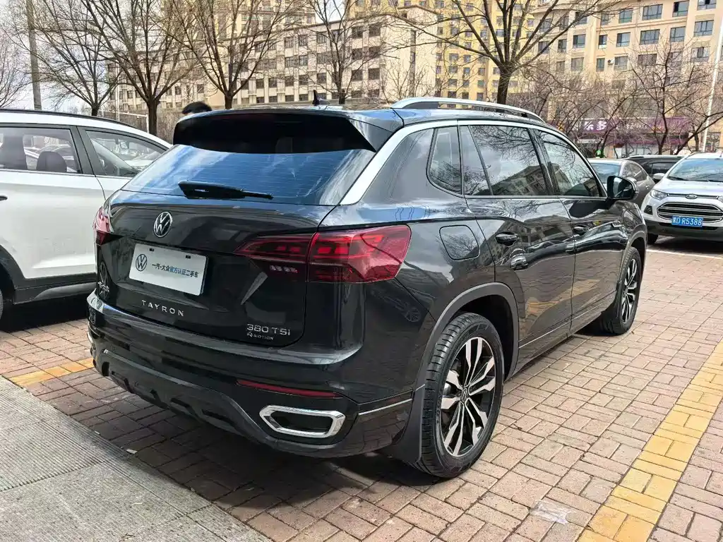 Tayron 380 TSI 4 WD R-Line Connected