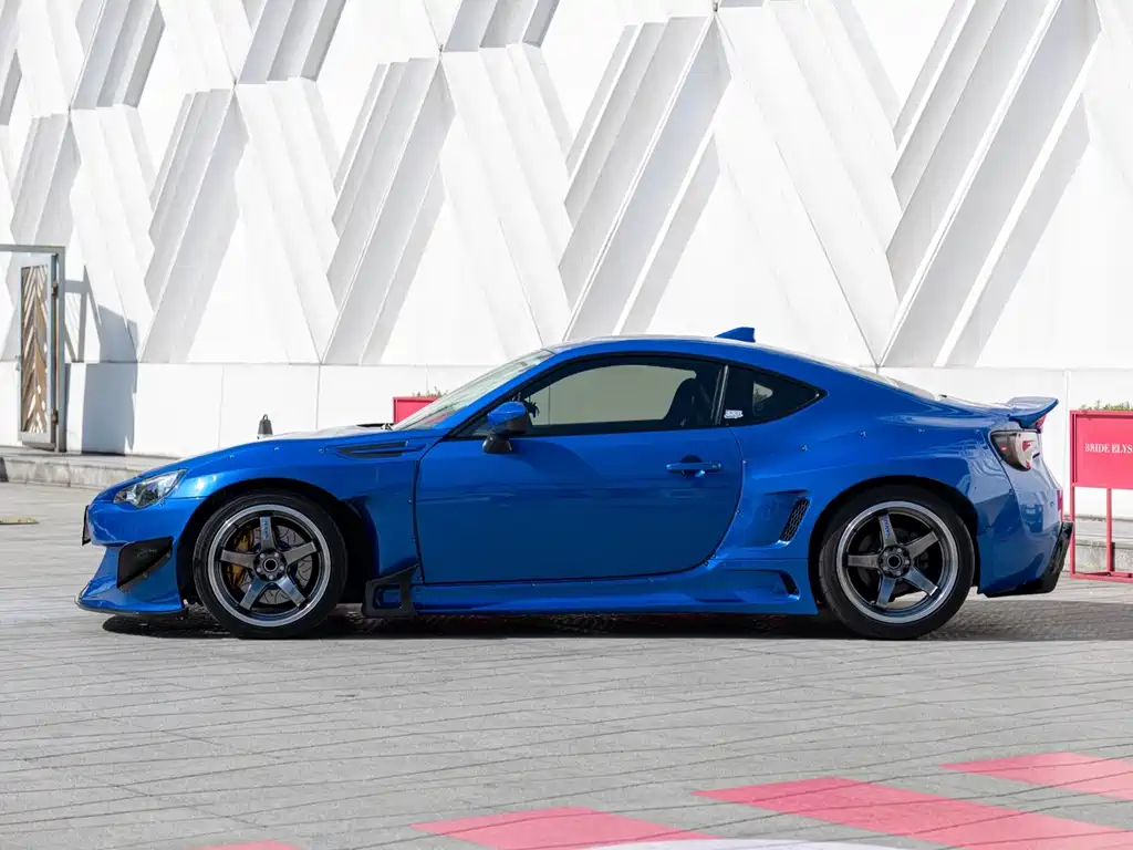 Subaru BRZ 斯巴鲁BRZ 2015款 2.0 i 手动版