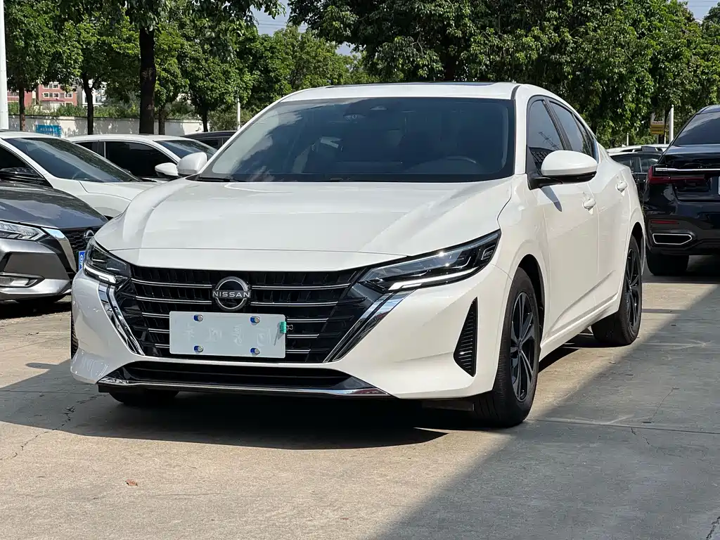 Sylphy Facelift 1.6 L CVT Smart Drive