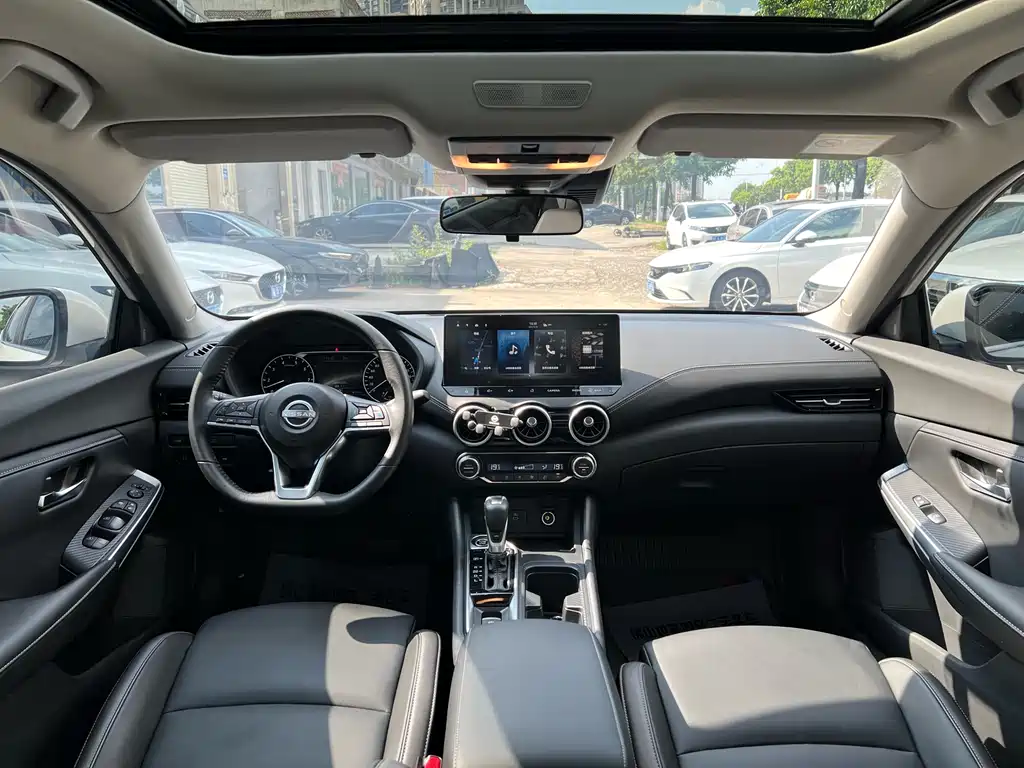 Sylphy Facelift 1.6 L CVT Smart Drive
