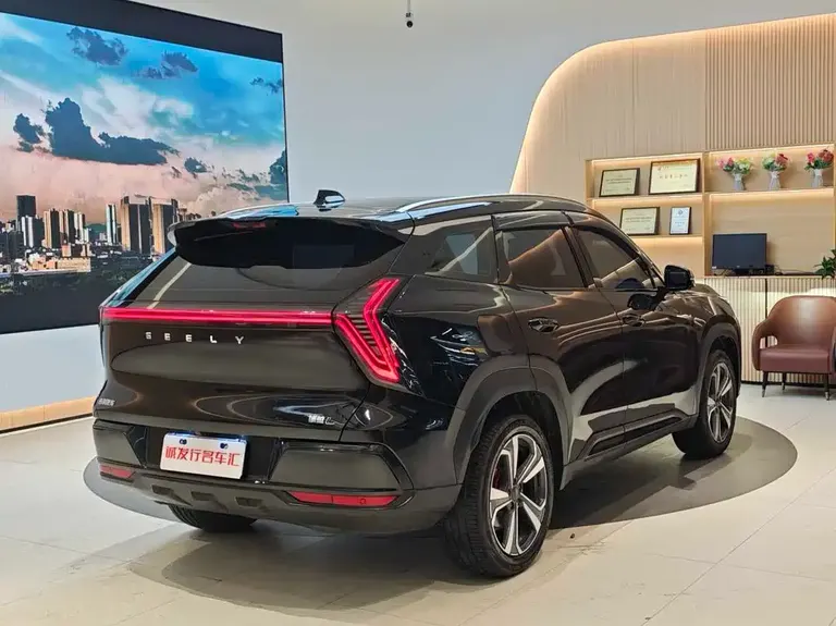 Geely Boyue L 4 th Gen 1.5 TD DCT Mountains Rivers