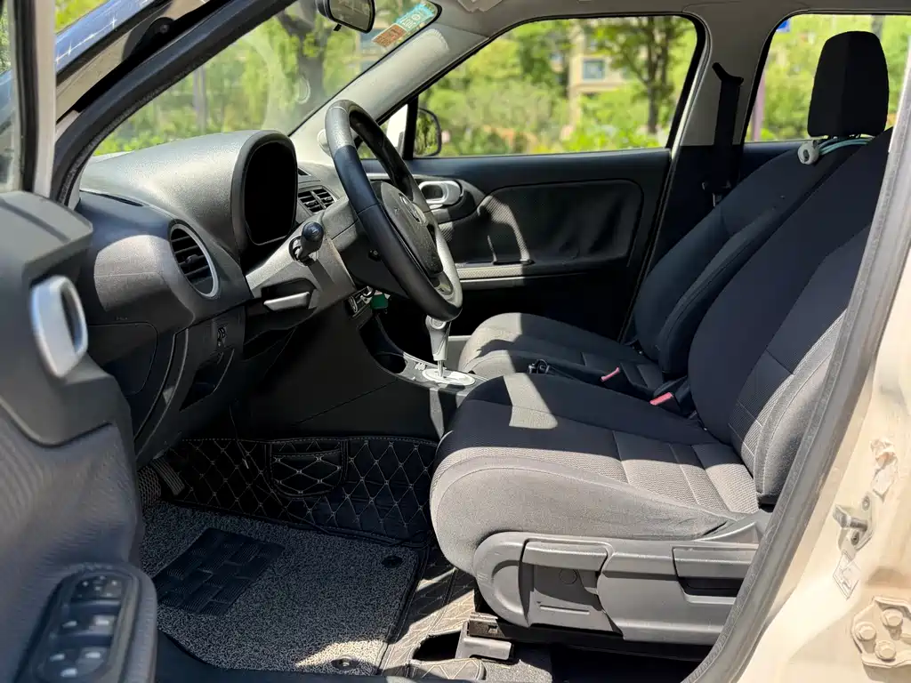 MG 3 1.5 L AMT Elite