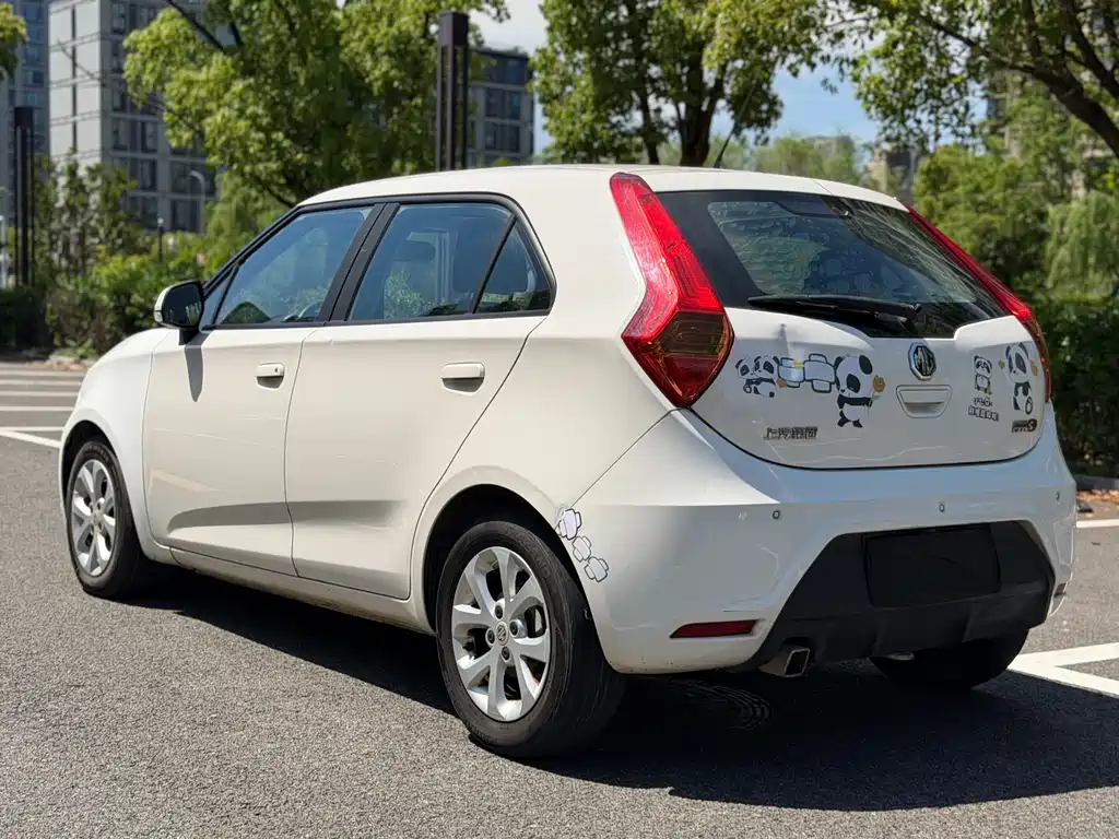 MG 3 1.5 L AMT Elite