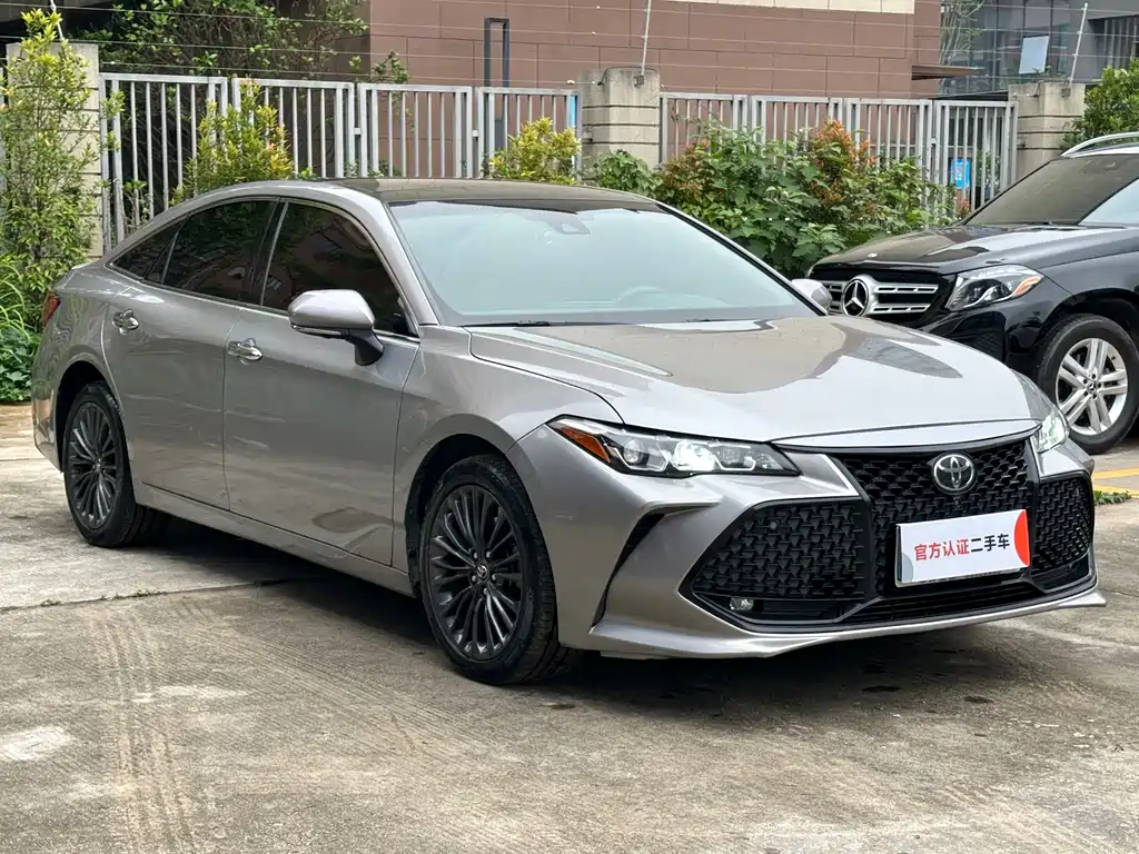 Avalon 2.5 L Touring Distinguished CN-VI