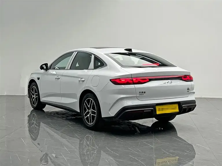 BYD Qin L 秦L 2026款 DM-i 210 KM超越型