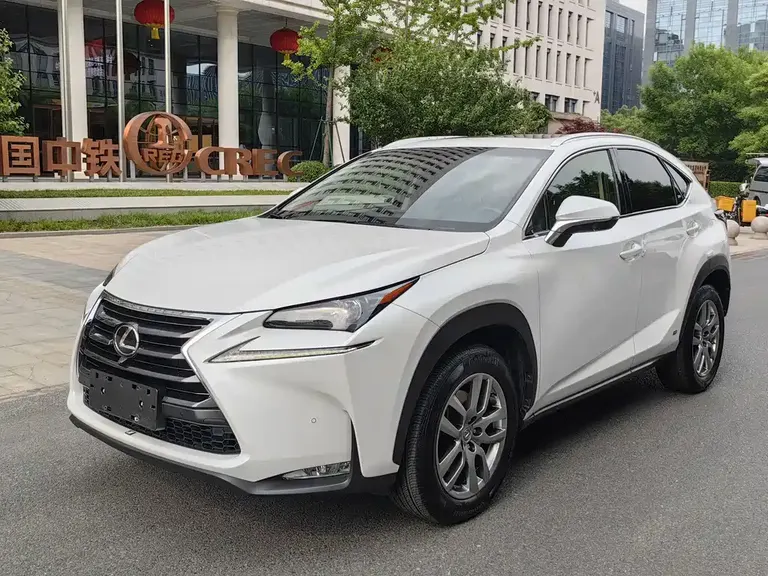 Lexus NX 200 t AWD Sharp Style