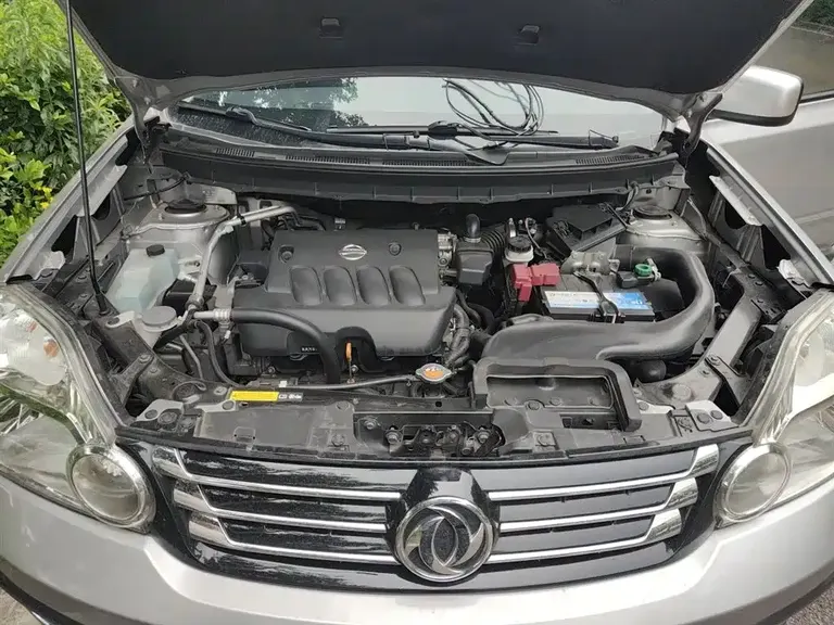 Dongfeng Fengdu MX6 2.0 L CVT 2 WD Outstanding