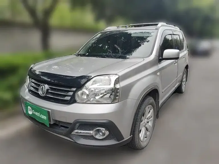 Dongfeng Fengdu MX6 2.0 L CVT 2 WD Outstanding