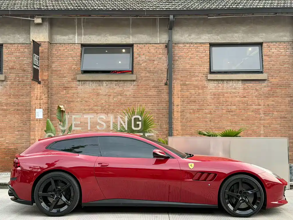 GTC4 Lusso 3.9 T V8