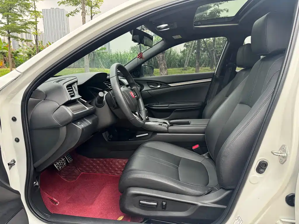 Civic HATCHBACK 220 TURBO CVT Trend Cool Control