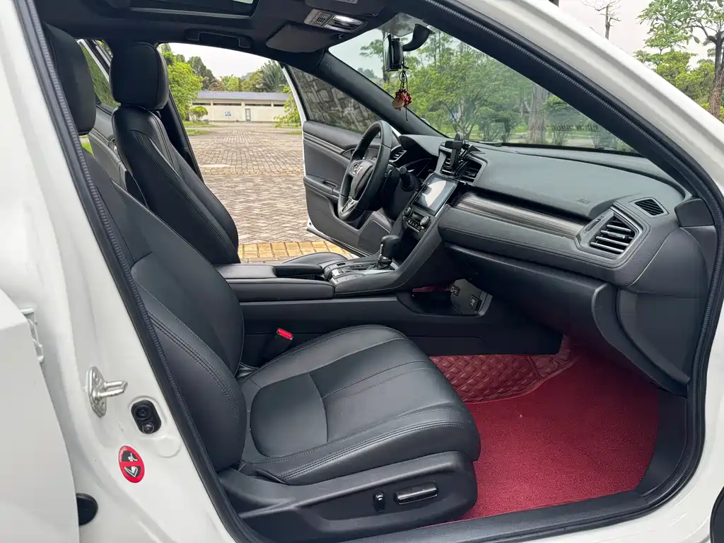 Civic HATCHBACK 220 TURBO CVT Trend Cool Control