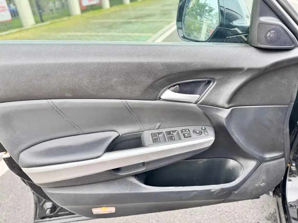 Crosstour 2.4 L Luxury