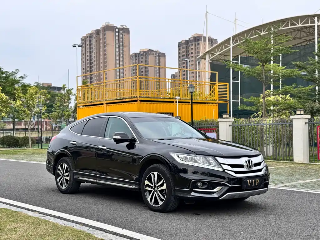 Crosstour 2.4 L Luxury