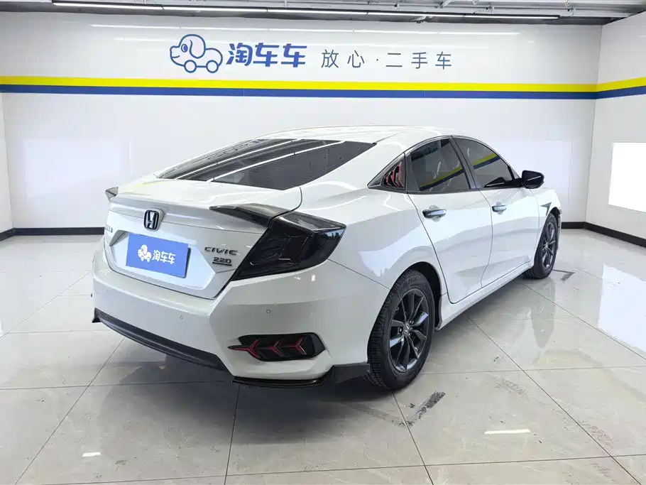 Civic 220 TURBO CVT Power Motion CN-VI