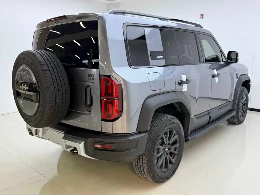 Leopard 5 Navigator