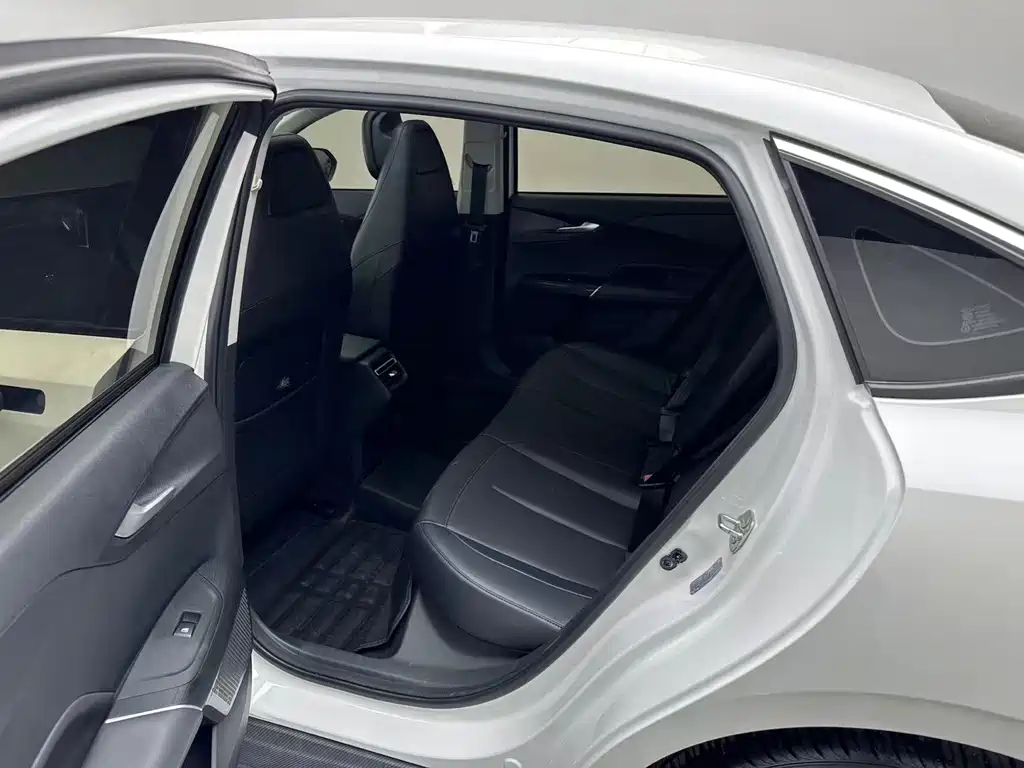 Eado 1.5 T GDI Auto Distinguished