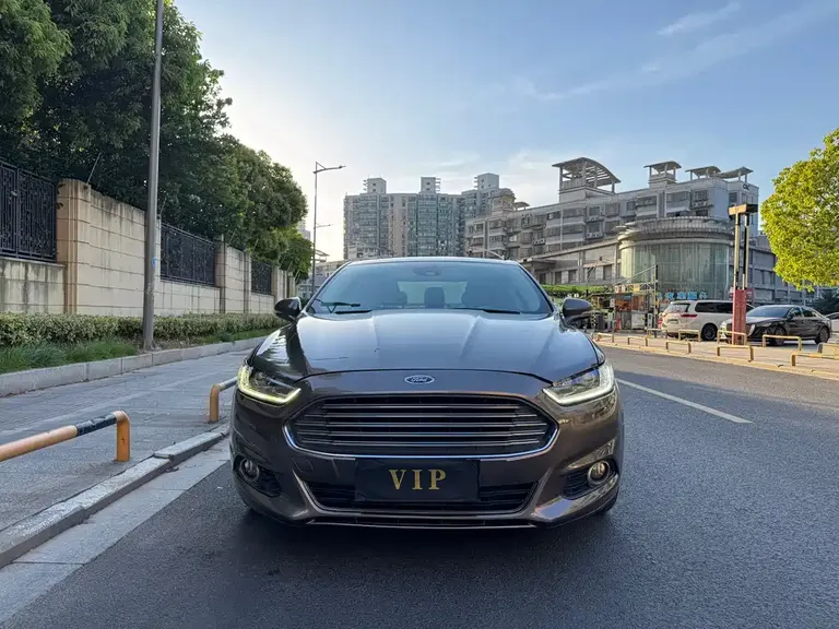 Ford Mondeo 2.0 L GTDi200 Luxury
