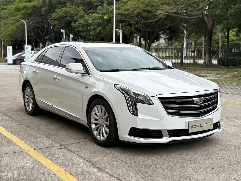 Cadillac XTS 28 T Tech