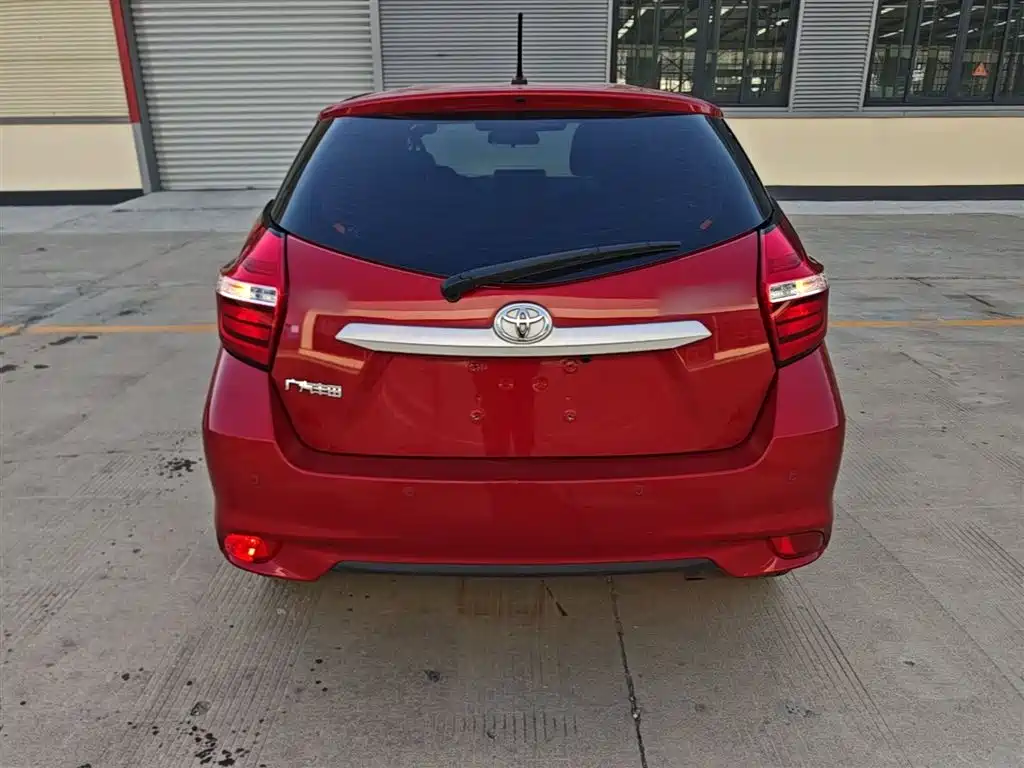 YARiS L Zhixuan 1.5 L CVT Leading