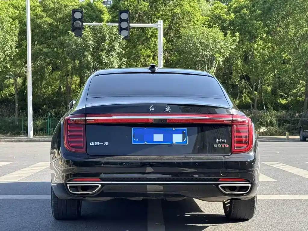 Hongqi H9 2.0 T Connected Flagship Enjoyment