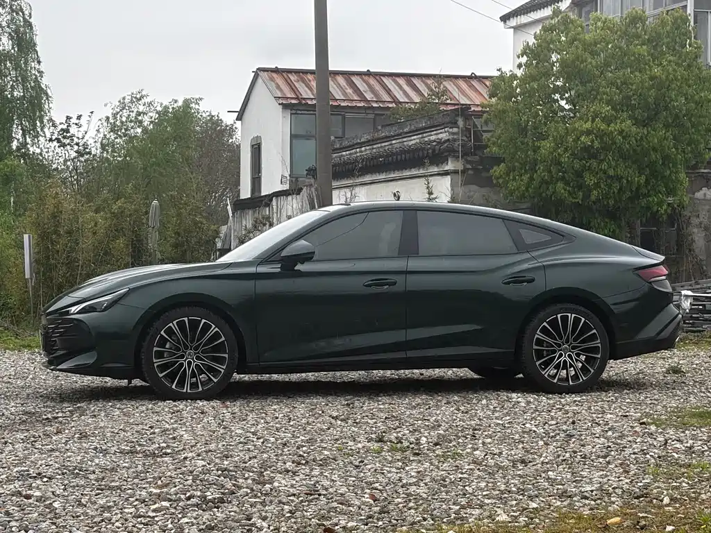 MG7 1.5 T DCT Supreme Beauty Comfort Enjoyment