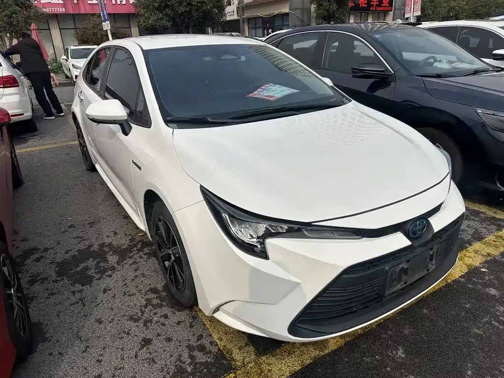 Levin Dual Engine 1.8 H E-CVT Progressive