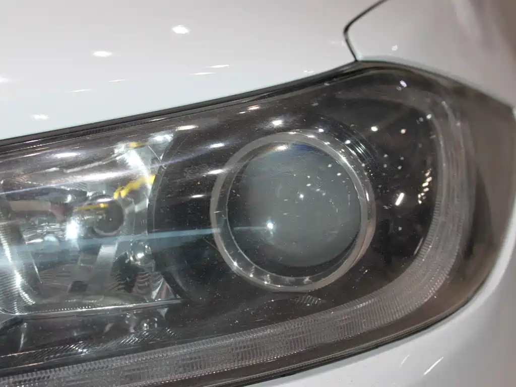 Elantra 1.6 L Auto Smart Dazzle · Elite