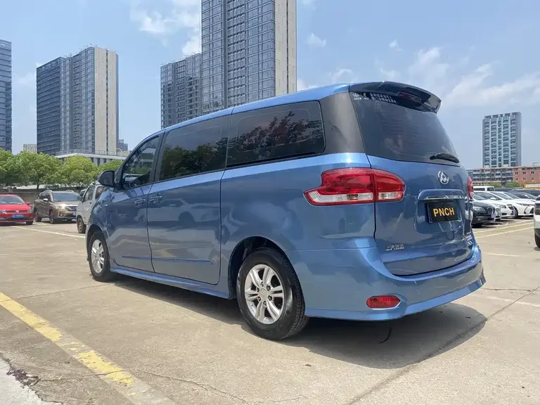 Maxus G10 PLUS 2.0 T Auto Executive