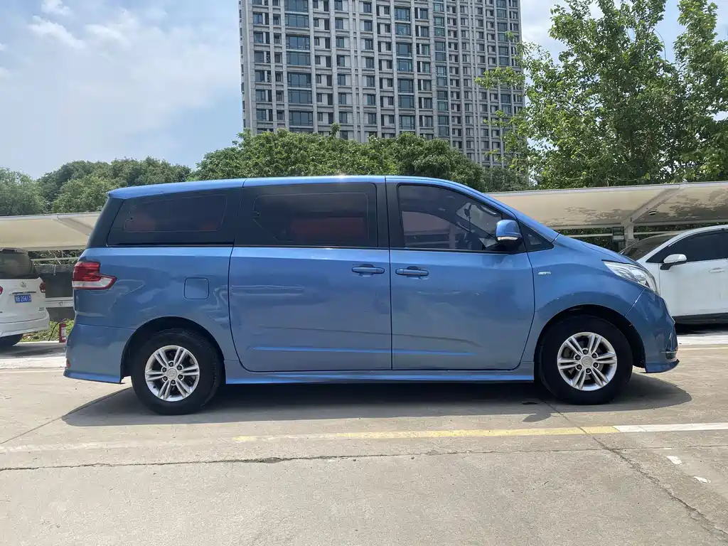 Maxus G10 PLUS 2.0 T Auto Executive