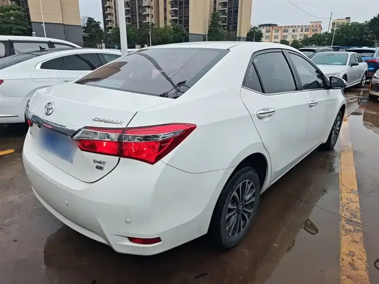Toyota Corolla Facelift 1.2 T S-CVT GL