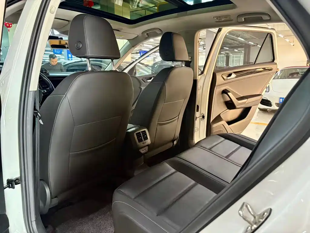 T-ROC 280 TSI DSG 2 WD Comfort Enjoyment PLUS