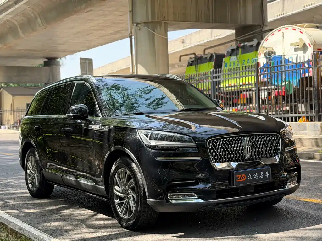 Aviator 3.0 T V6 4 WD Premium