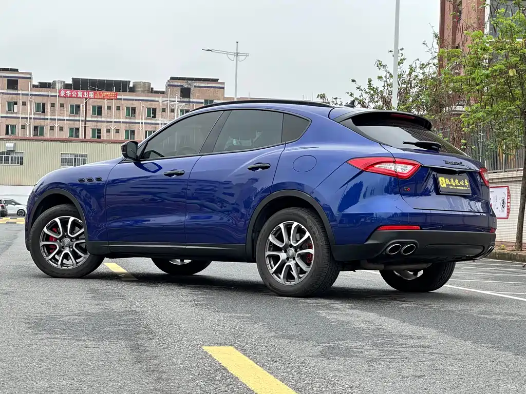 Levante 3.0 T Standard CN-VI