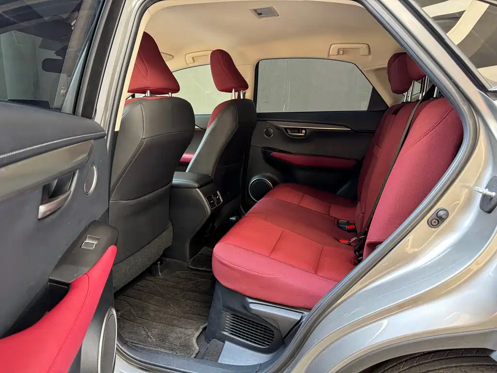 Lexus NX 200 FWD Sharp Travel CN-VI